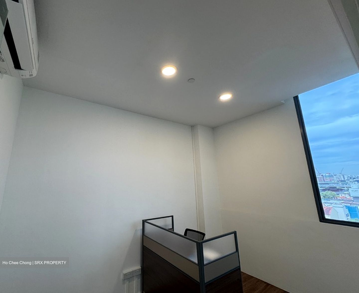 Ct Hub (D12), Office #564790541